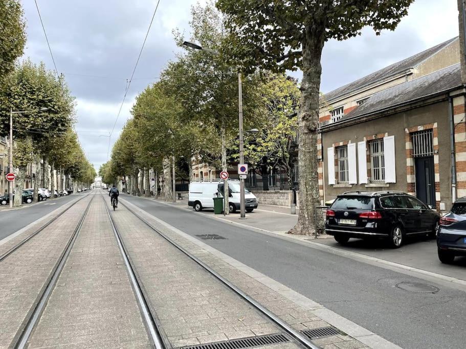 Agreable Maison De Ville Dans La Plus Belle Avenue 奥尔良 外观 照片