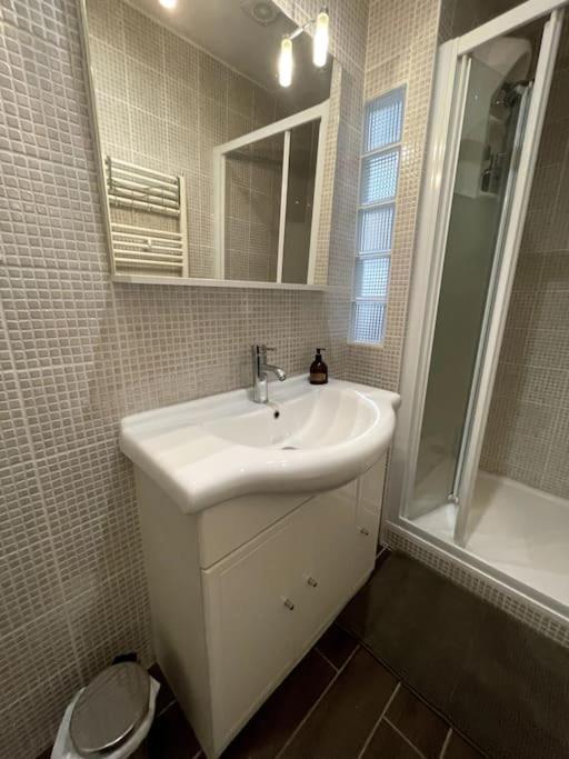 Agreable Maison De Ville Dans La Plus Belle Avenue 奥尔良 外观 照片